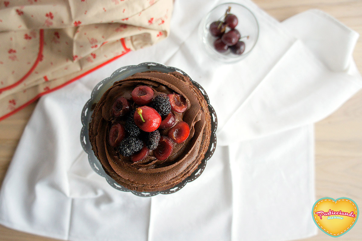 layer-cake-cioccolato-more-ciliegie02